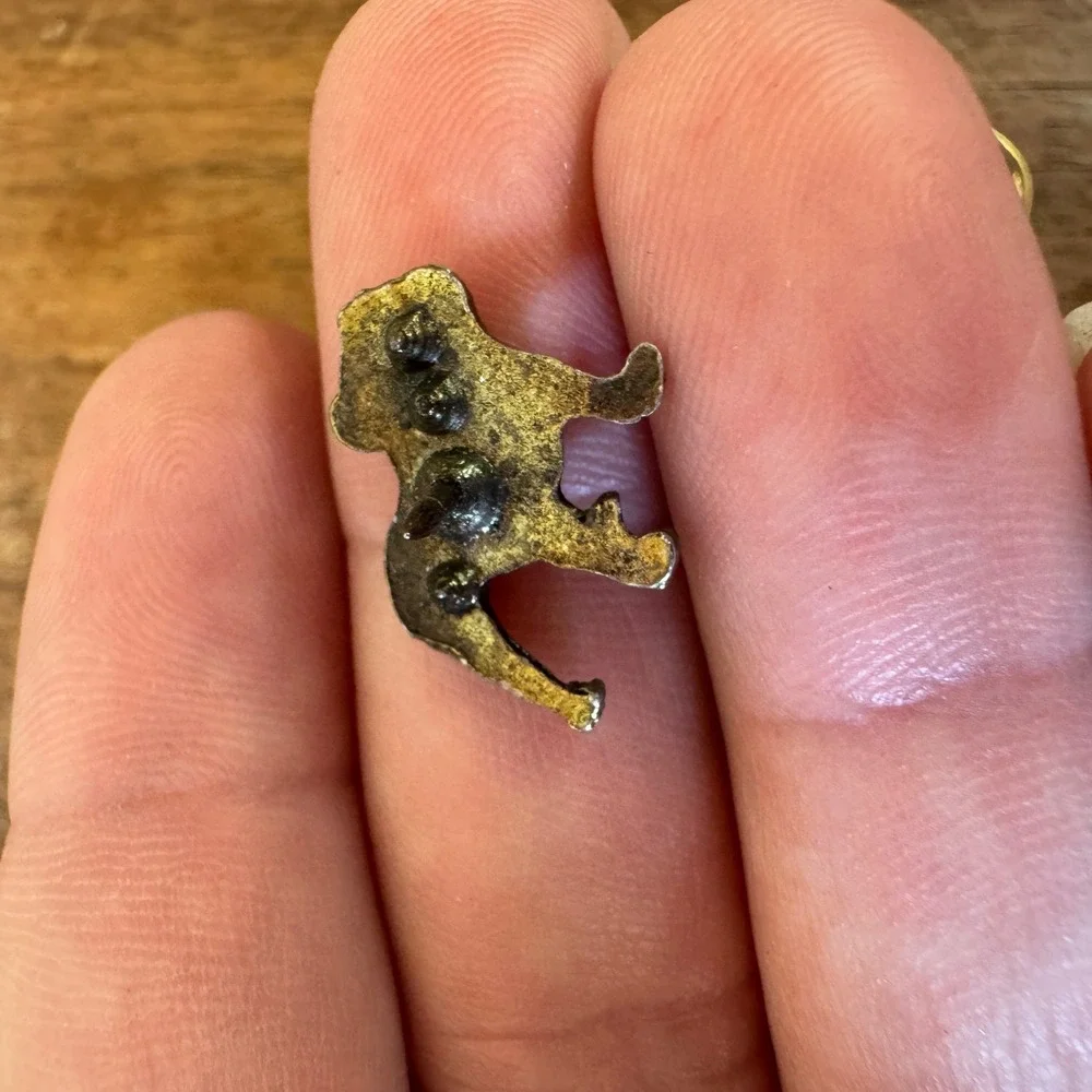 Mack Bulldog‎ Gold Tone Lapel Hat Pin Brooch